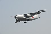 エンジン空中試験用にC-1を改造したC-1FTB。片側に試験用のエンジンを搭載している。