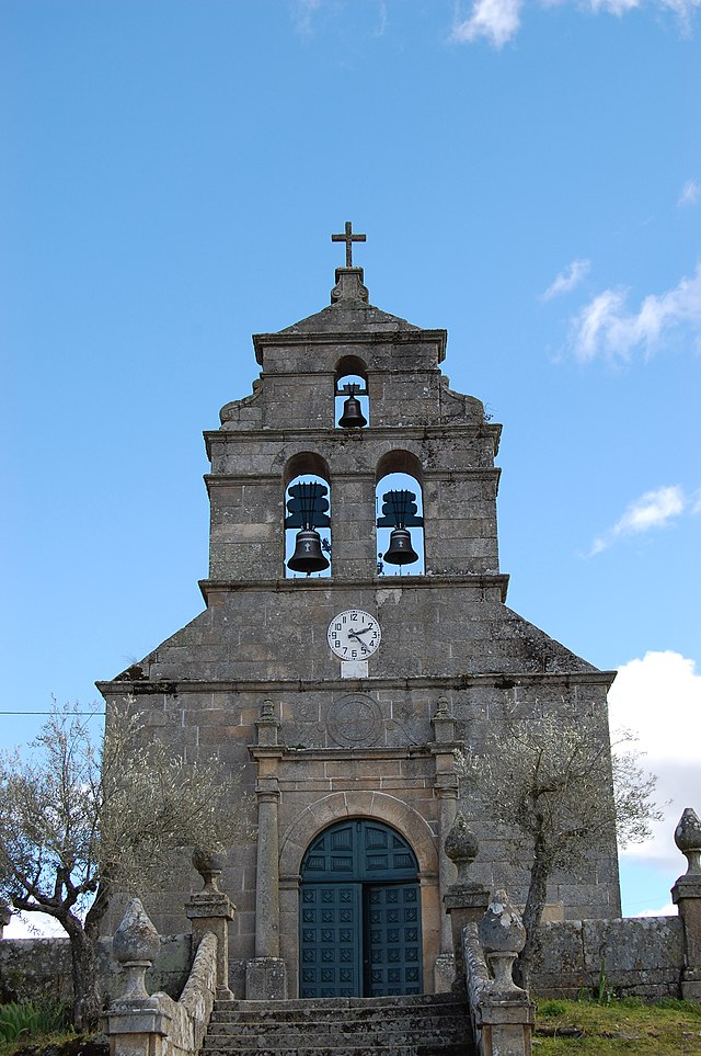 Igreja Paroquial de Caçarelhos