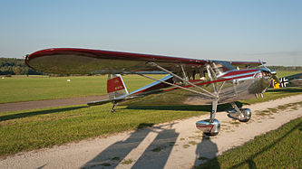 English: Cessna C 140 (reg. NC-1872V, built 1947) at Oldtimer Fliegetreffen Hahnweide 2013. Deutsch: Cessna C 140 (Reg. NC-1872V, Baujahr 1947) auf dem Oldtimer Fliegetreffen Hahnweide 2013.