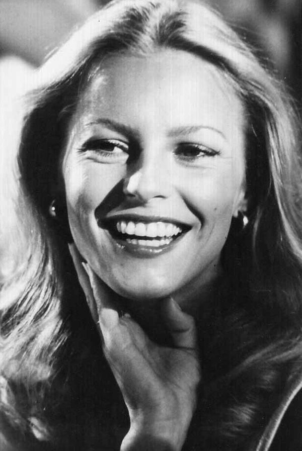 Cheryl Ladd as Kris Munroe