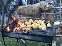 Cocolosi cooking on a grill Cocolosi.JPG