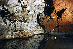 Cueva de El Soplao, Cantabria.jpg