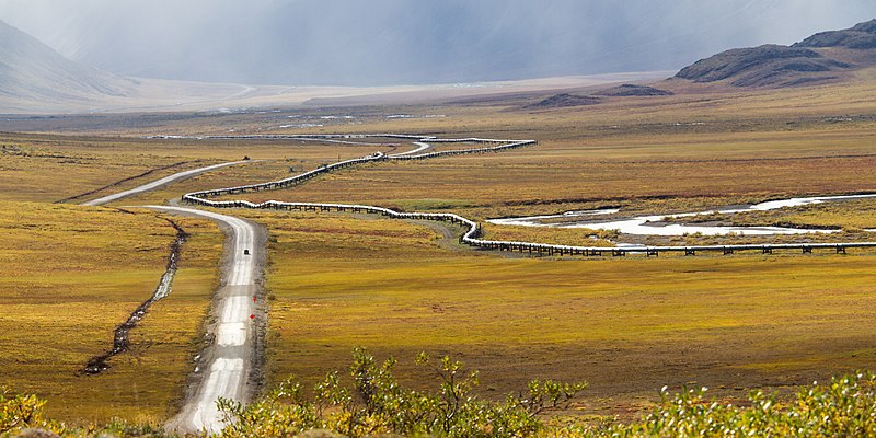 File:Dalton Highway and Trans-Alaska Pipeline.jpg