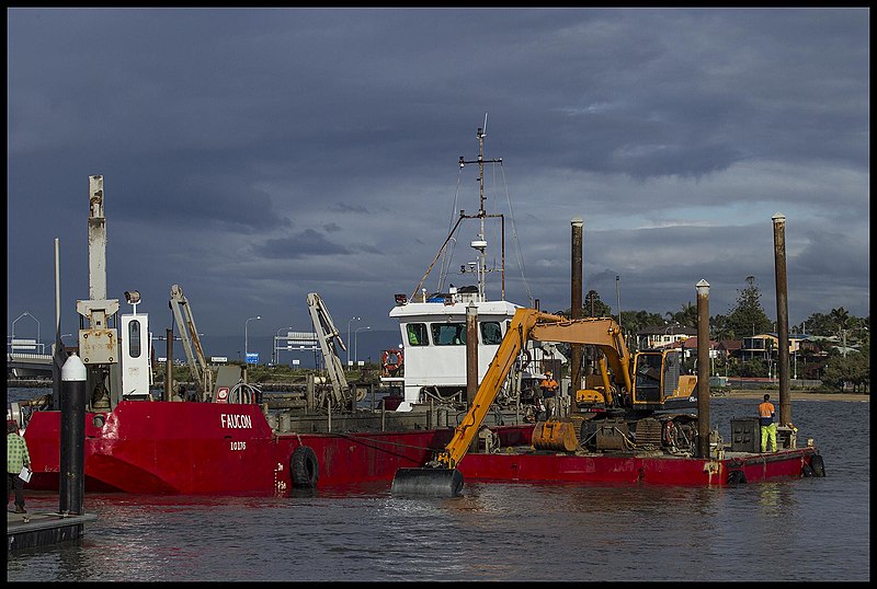 File:Dredging a channel at Clontarf Boat Ramp-1 (18668730480).jpg