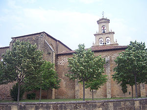 Exterior del Monasterio de Cañas.jpg