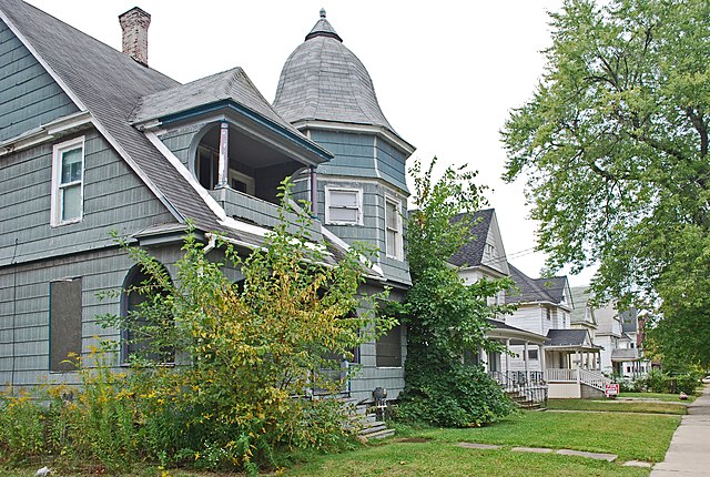 Houses in the Fairgrove Avenue Historic District