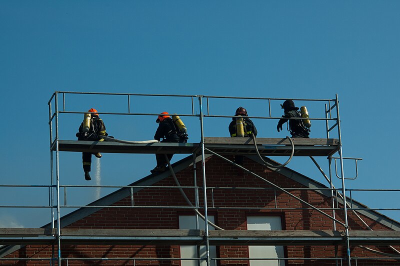 Scaffolding with Wooden Toe Board