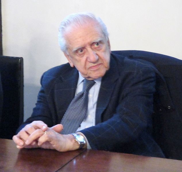 File:Francesco Sabatini ad Avezzano nel 2017.jpg