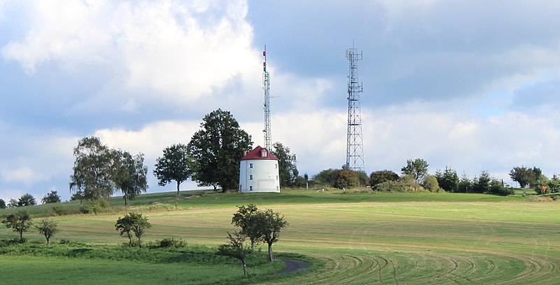 File:Františkův Vrch, bývalý větrný mlýn (7).jpg