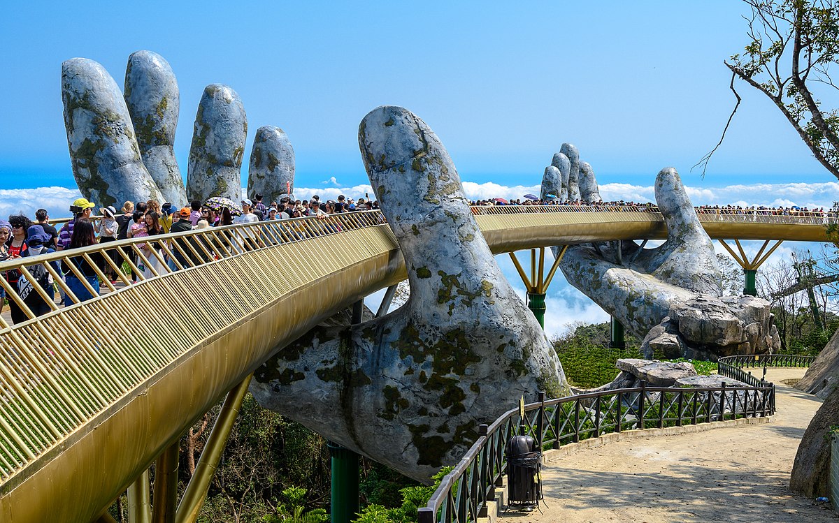 Ponte De Trena Em Hue Vietnam Imagem de Stock - Imagem de parque