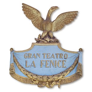 Gran Teatro La Fenice: La prima Fenice: dal bando di concorso del 1789 allinaugurazione del teatro nel 1792, La trasformazione napoleonica e i restauri successivi: 1807-1835, Dallincendio del 13 dicembre 1836 agli interventi del 1976