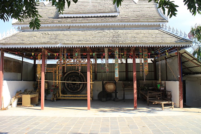 File:GuFang Manduan Temple Menghai.jpg
