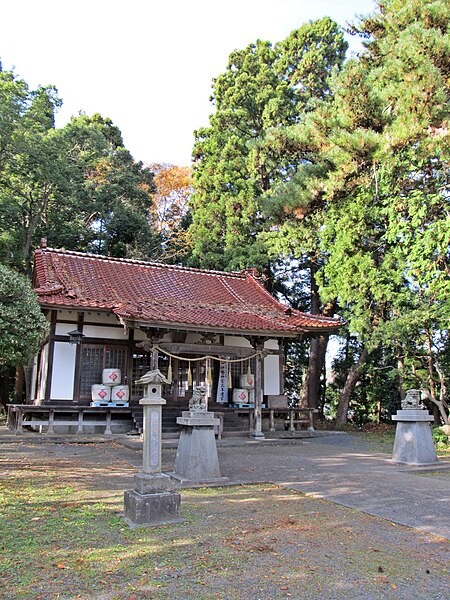 File:Haiden of Watari-jinja shrine 2.JPG