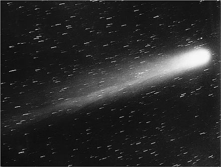 Halley's Comet during its 0.10 AU[117] approach of Earth in May 1910