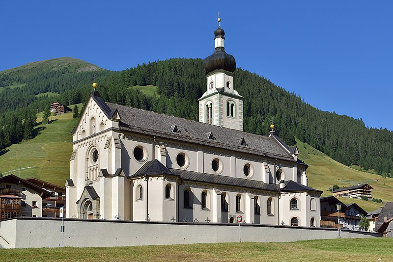 File:Innervillgraten - Pfarrkirche St Martin - 03.jpg