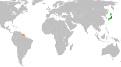 JapanとSurinameの位置を示した地図