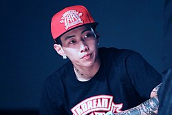 http://upload.wikimedia.org/wikipedia/commons/thumb/b/b9/Jay_Park_at_R-16_Korea.jpg/250px-Jay_Park_at_R-16_Korea.jpg