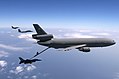 F-16 refuels from a KC-10 (high resolution)