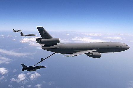 McDonnell_Douglas_KC-10_Extender