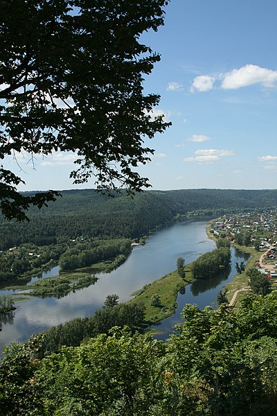 File:Karaidel river near Krasny Kluch village, view from Lysaya mountain - panoramio.jpg