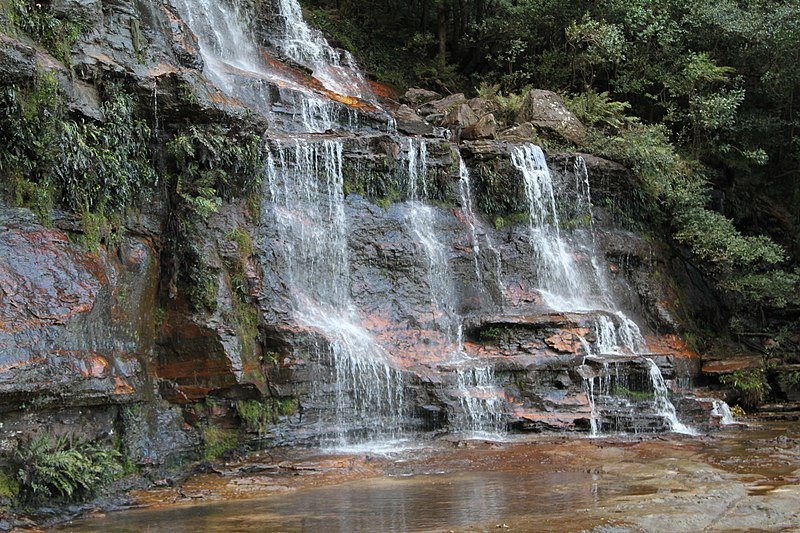 File:Katoomba 2012 - waterfall - Flickr - Percita.jpg