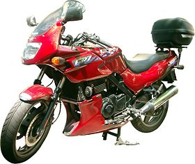 A Kawasaki GPZ 500 termék szemléltető képe