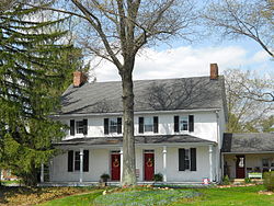 Kemblesville PA white house.JPG