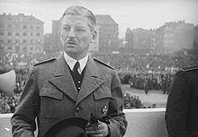 Photographie en noir et blanc de Kurt Schuschnigg, en uniforme, en 1936