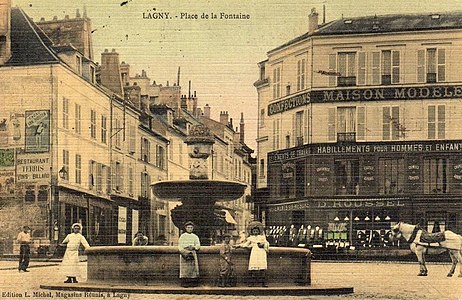 L1788 - Lagny-sur-Marne - Place de la fontaine.jpg