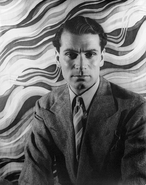 File:Laurence Olivier Carl Van Vechten portrait 3.jpg