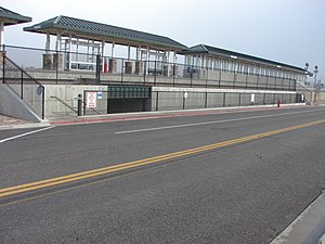 Lehi Stasiun penumpang platform, dari northwest.JPG