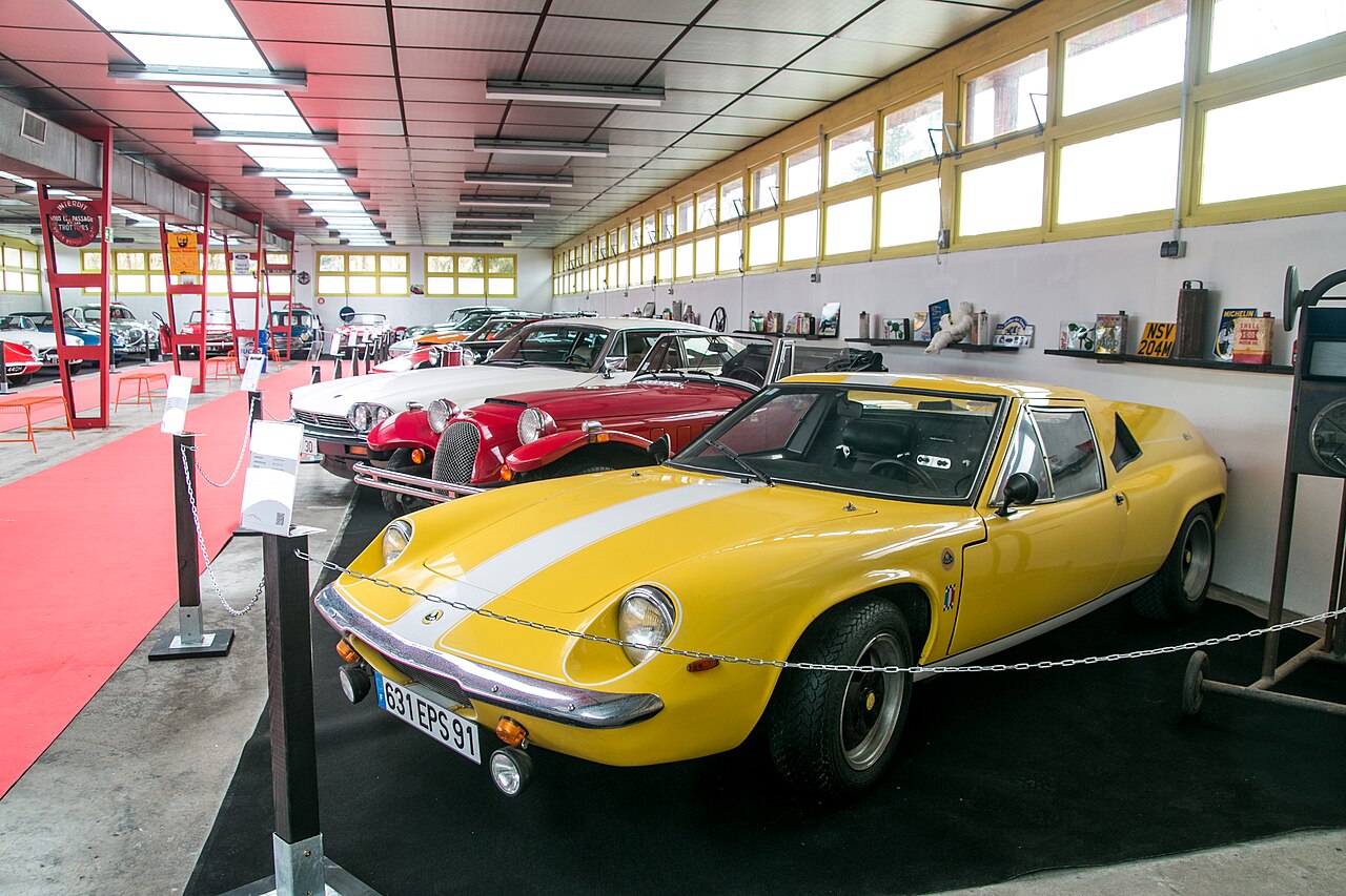 Châtillon-Coligny (45) - Auto Sport Museum 1280px-Lotus_Europe_Auto_Sport_Museum