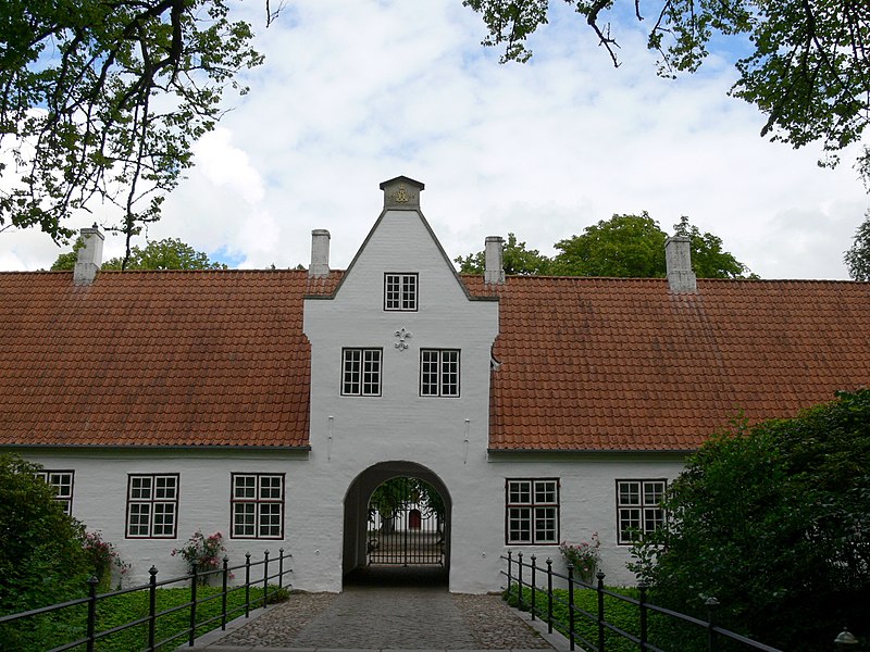 Møgeltønder - Schloss Schackenborg 1.jpg