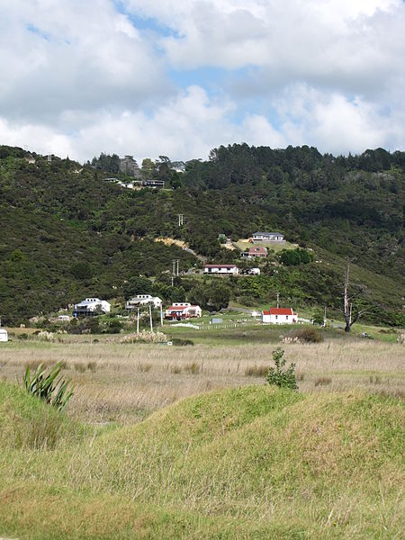 File:Matauri Bay2.JPG