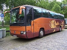 Reisebus O 404, überarbeitete Version mit sogenannten „Fühlerspiegeln“