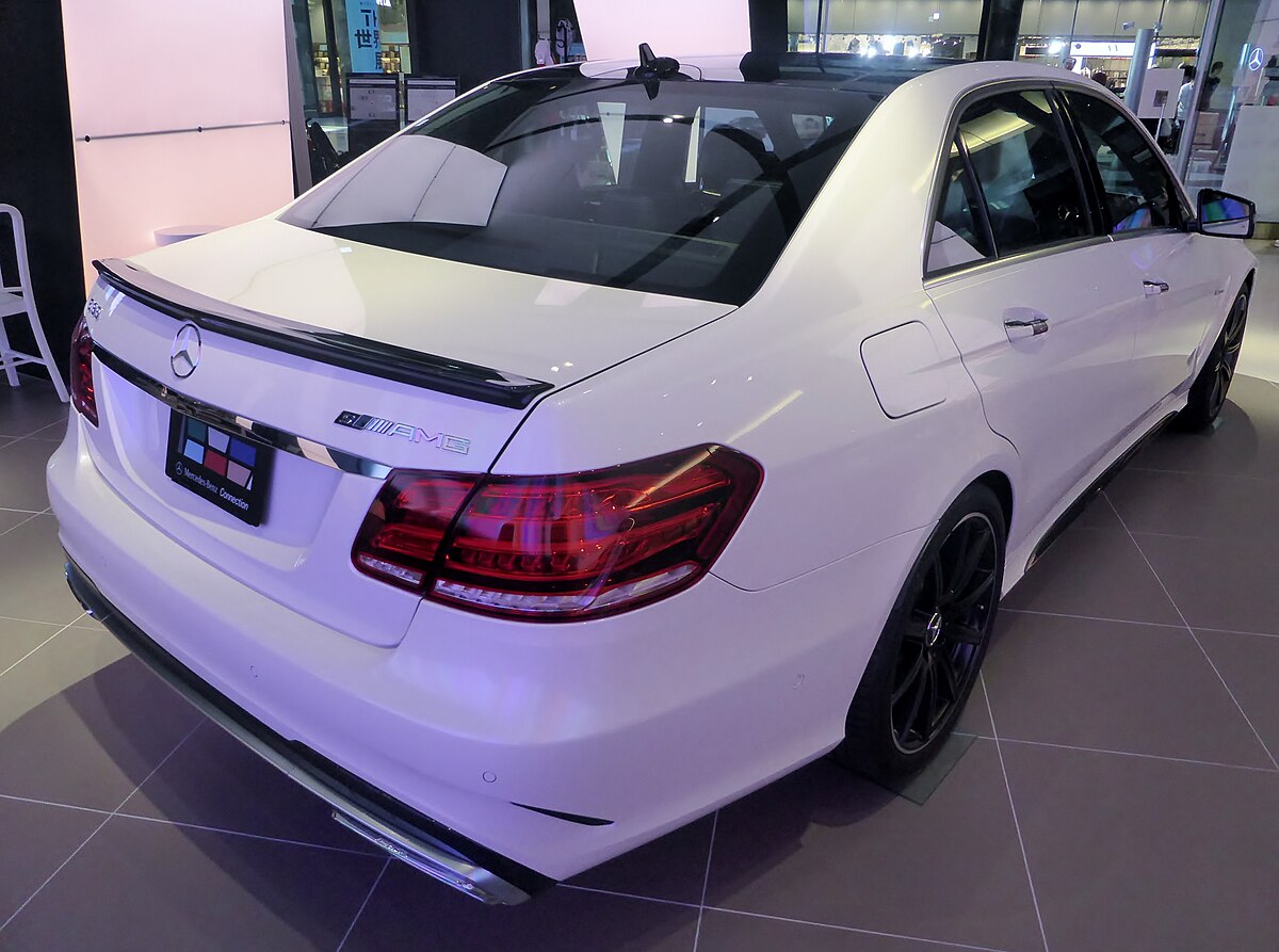 File:Mercedes-Benz E63 AMG S (W212) rear.jpg - Wikipedia, sss as o