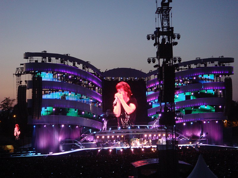 File:Migros Rolling Stones Konzert - panoramio.jpg