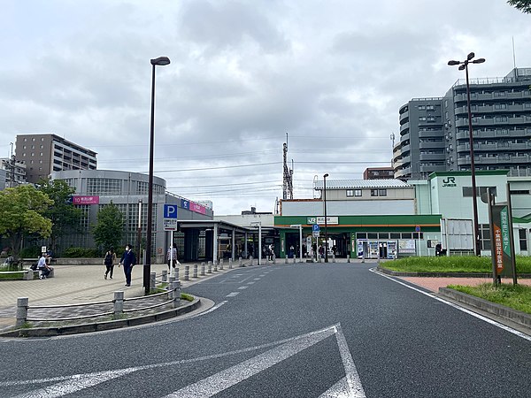 Minami Nagareyama Station South Exit 01.jpg