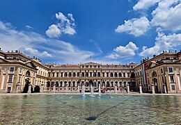 Villa Reale Di Monza: Storia, Descrizione, Fuochi di San Giovanni e concerti