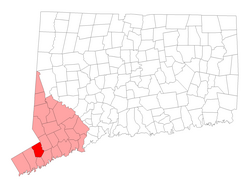 New Canaan sijaitsee Connecticutin lounaiskulmassa.