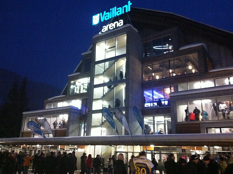 File:Nordtribüne.vailant.arena.davos.jpg