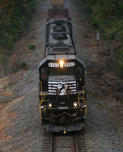 File:Norfolk Southern 6562 (2045299094).jpg