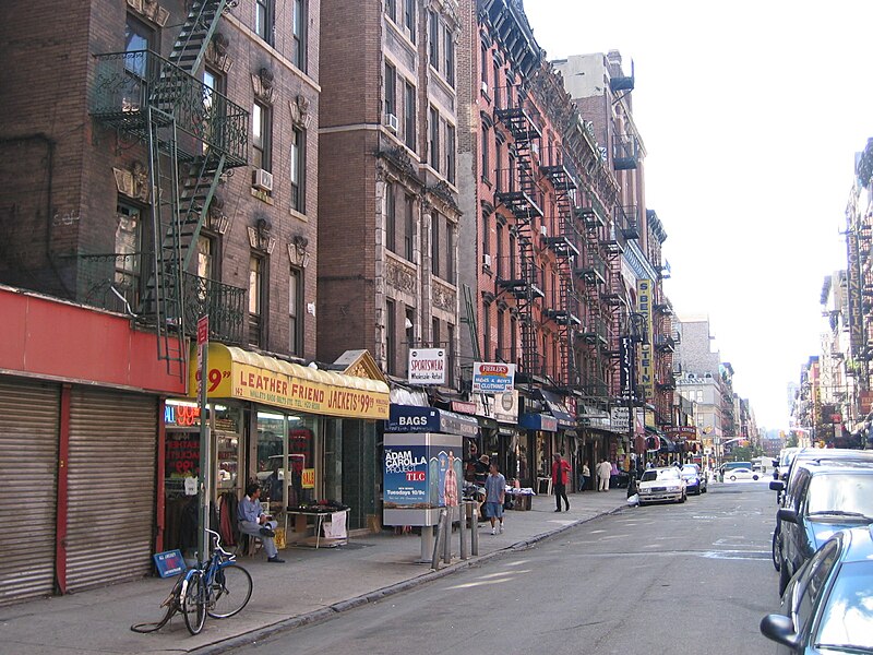 File:Orchard St looking south at Rivington St.jpg