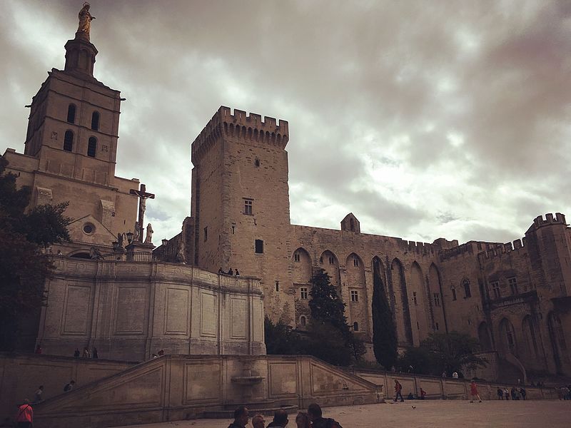 File:Palais de Papes.jpg