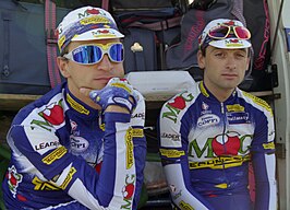 Paolo_Bettini_and_Michele_Bartoli%2C_Paris-Tours_1997.jpg