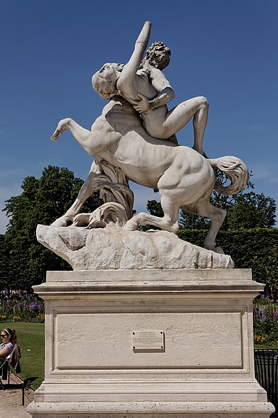 Fichier:Paris - Jardin des Tuileries - Laurent Honoré Marqueste - Le centaure Nessus enlevant Déjanire - PA00085992 - 001.jpg