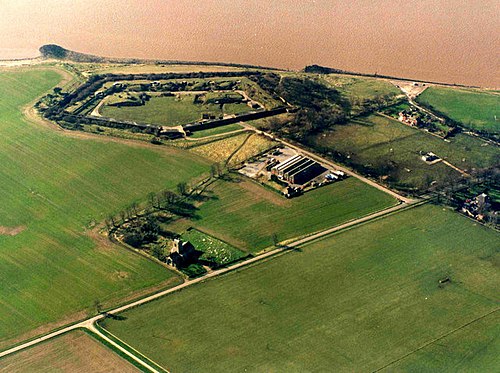 Paull Church and Paull Fort - geograph.org.uk - 323327.jpg