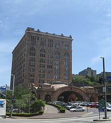 Union Station, built in 1903 Pittsburgh Penn Station (6962200876).jpg