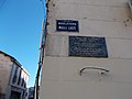 Plaque du boulevard Mireille Lauze et plaque commémorative