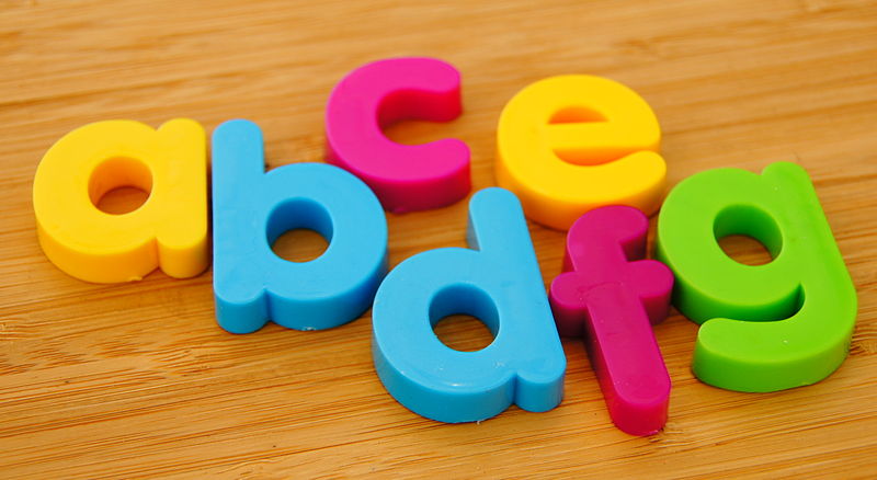 File:Plastic alphabet 02.jpg